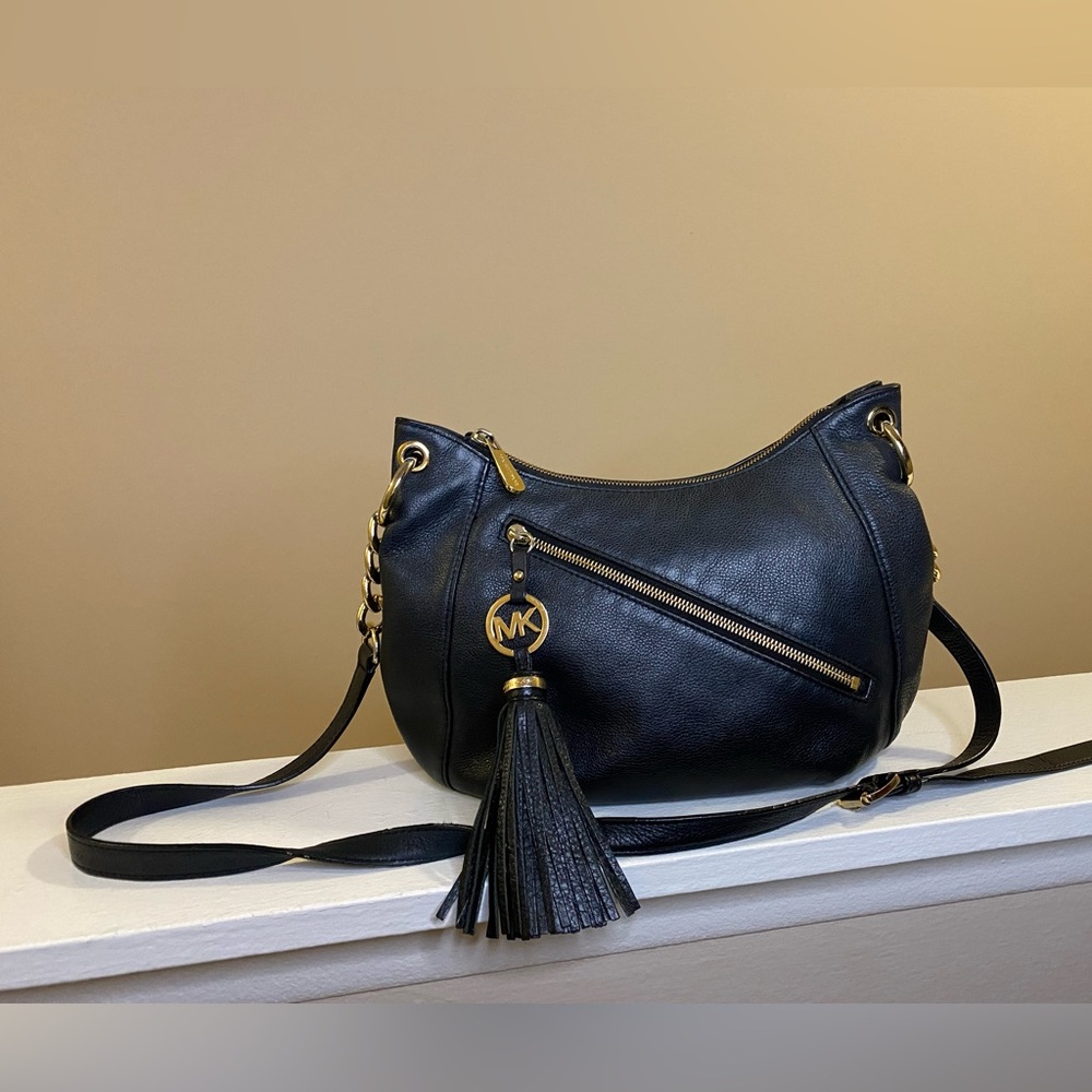 Michael Kors Charm Tassel  Shoulder Crossbody Bag